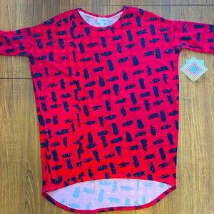 LuLaRoe Irma styled Tunic.